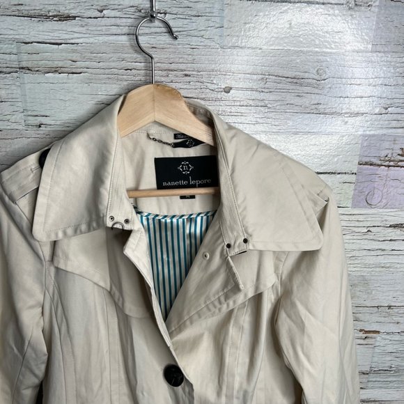 Nanette Lepore belted trench rain coat jacket cream ivory off white size medium - Picture 4 of 8